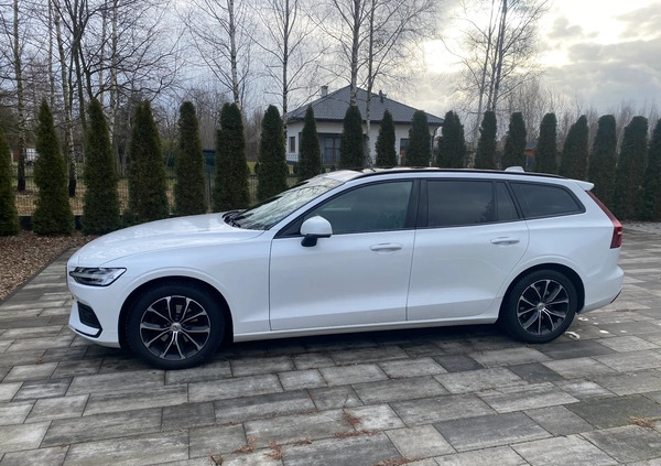Volvo V60 cena 75800 przebieg: 118000, rok produkcji 2018 z Mielec małe 352